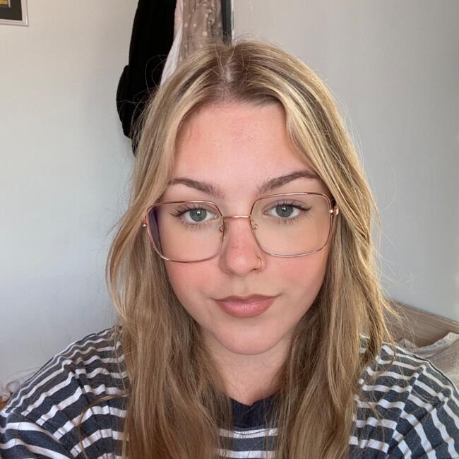 Babysitter in Uccle/Ukkel: Noemie