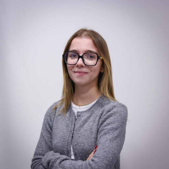 Babysitter in Bordeaux: Clémence