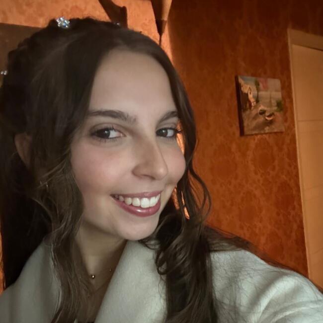 Babysitter in Marinha Grande: Bianca