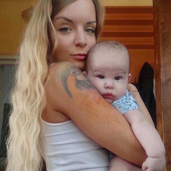 Bébiszitter Gyál területén: Odett