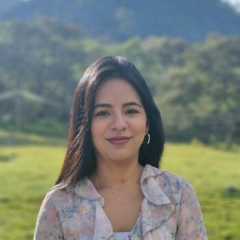 Babysitter in San Isidro: Zhari