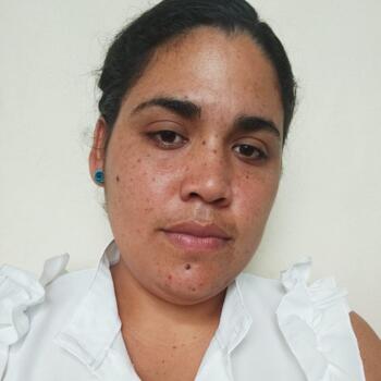Babysitter in Tambor: Nelly carolina