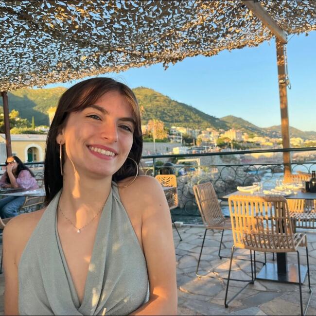 Babysitter a Parma: Viola