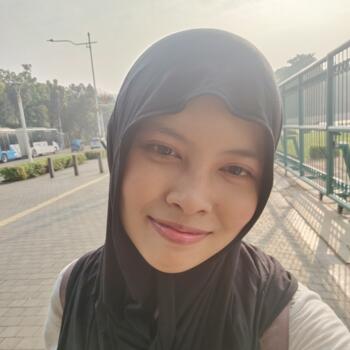 Babysitter in Jakarta: Maudyna