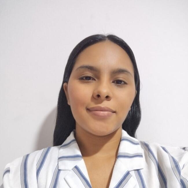 Babysitter in Madrid: Dana Lucia