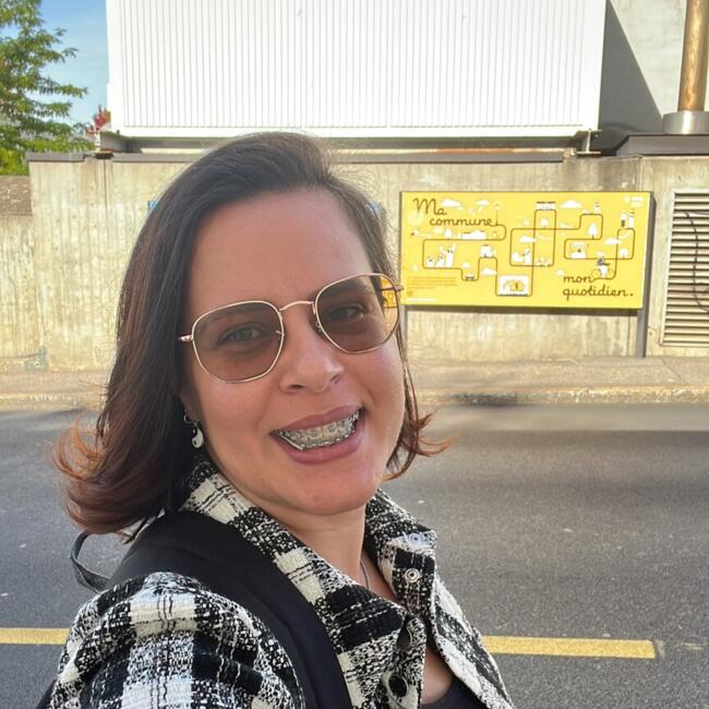 Babysitter in Perly-Certoux: Joniele