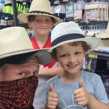 Babysitting job in Shepparton: babysitting job Mat