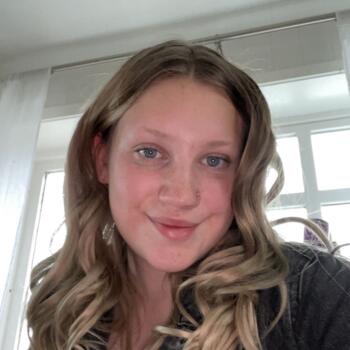 Babysitter in Stavanger: Dina