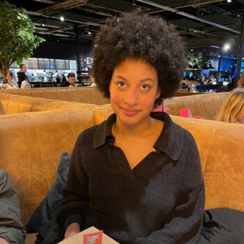 Babysitter in Villeneuve-d'Ascq: Chloée