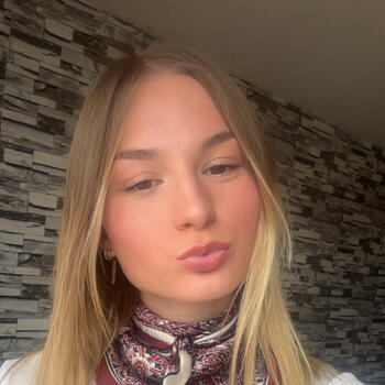Babysitter in Grande-Synthe: Maeva
