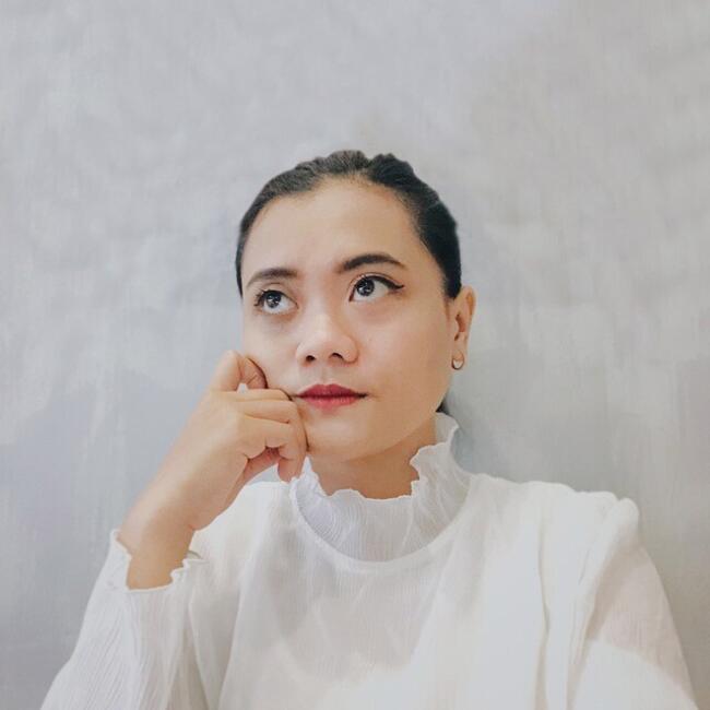 Babysitting job in Malang: Indah