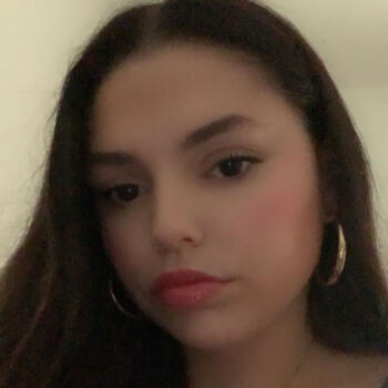 Babysitter in Agen: Léa