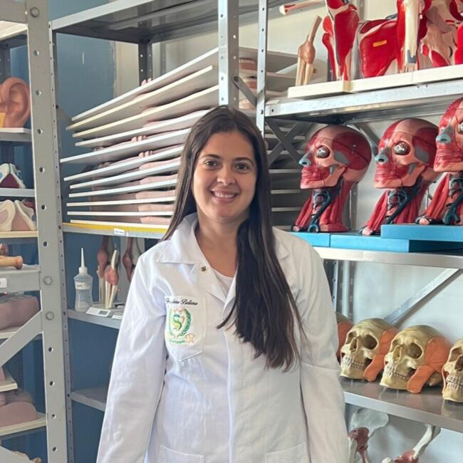 Babysitter in Macaé: Francylene