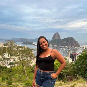 Babysitter in Sabará: Izadora