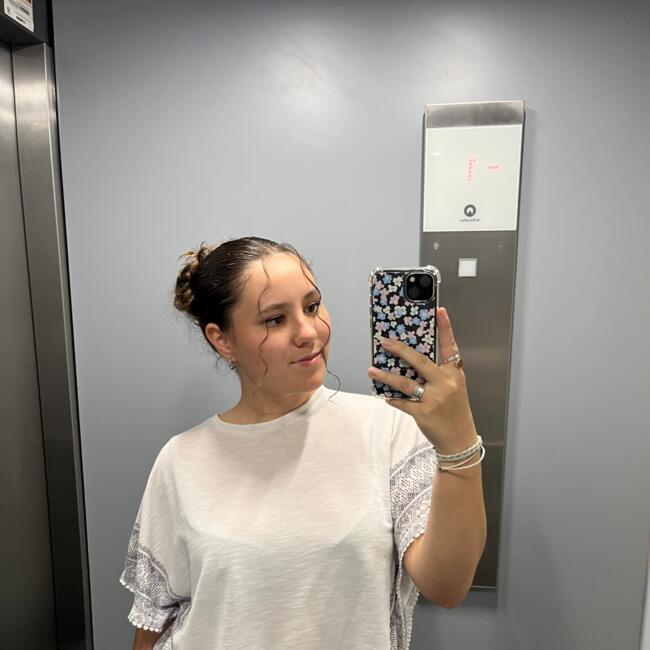 Babysitter in Paris: Thaïs