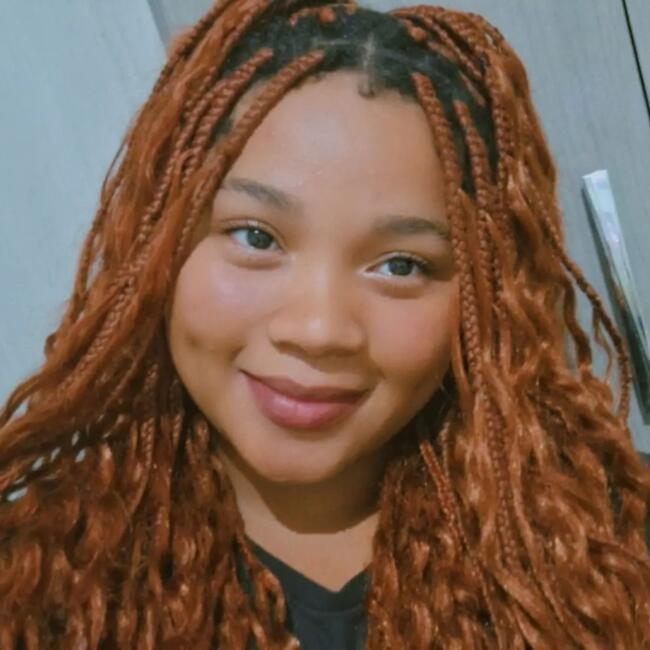 Babysitter in Marituba: Laila