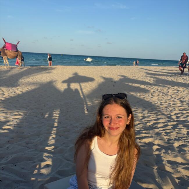 Babysitter in Charvonnex: Camille