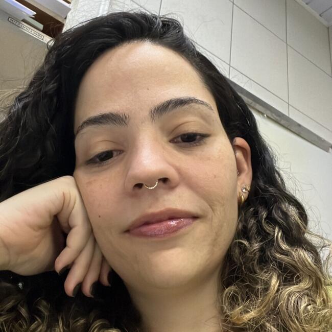 Babysitting job in Salvador: Camilly