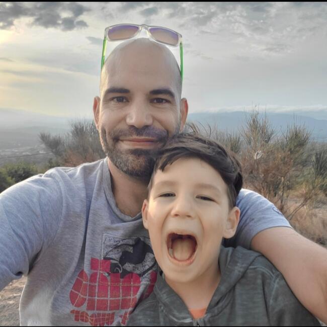 Babysitting job in Barcelona: Alex Silvia Abril y Hugo