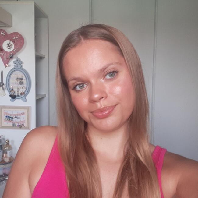 Babysitter in Villenave-d'Ornon: Joyce
