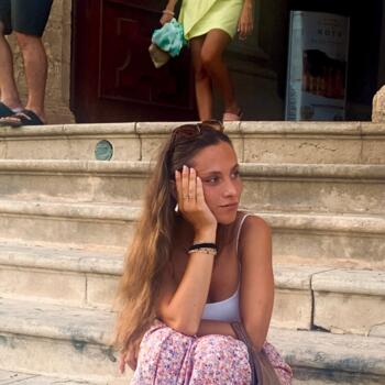 Babysitter in Genoa: Laura