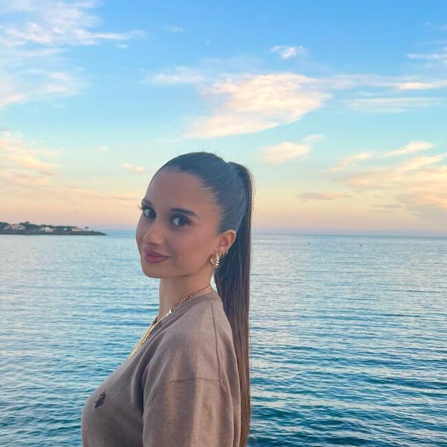 Babysitter in Gavà: Lucia