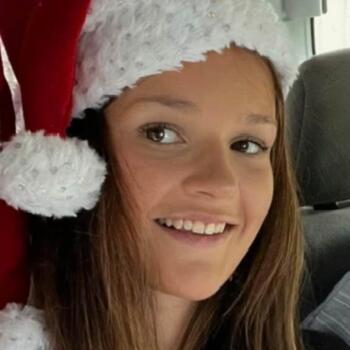 Babysitter in Sydney: Lara