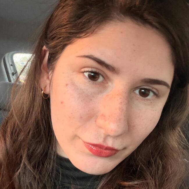 Babysitter in San Rafael: Luciana M.