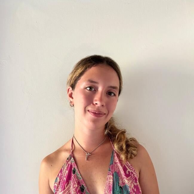 Babysitter in Aix-en-Provence: Lilou