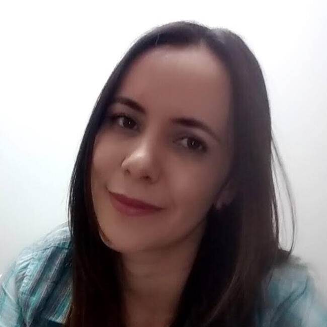 Emprego de babá em Belo Horizonte: Cynthia