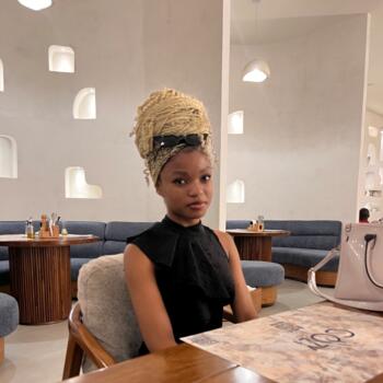 Babysitter in Lusaka: Mia