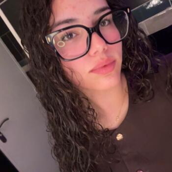 Babysitter in Limoges: Louna