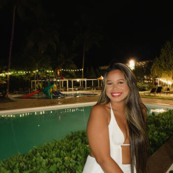 Babysitter in Guarapari: Yasmin