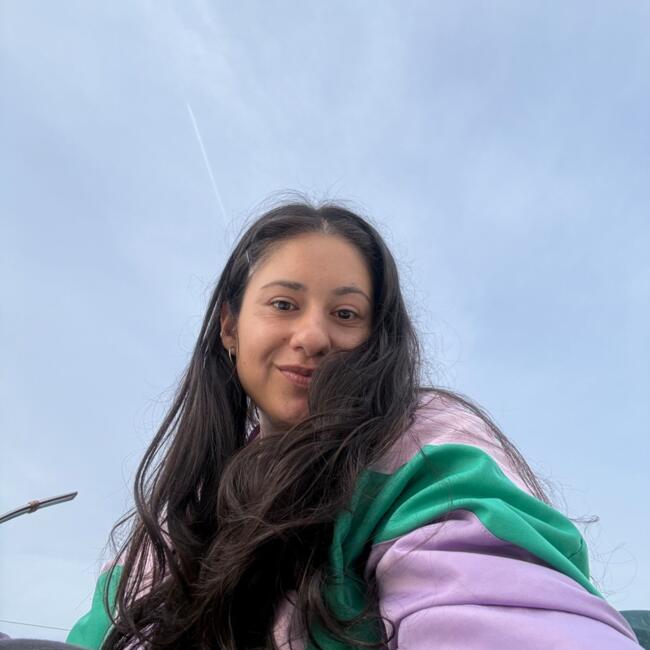 Babysitter in Gambelas: Erika Del Valle