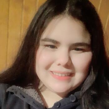Babysitter in Chonchi: Yadhira