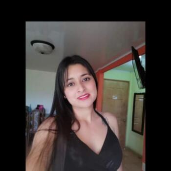 Babysitter in Alajuela: Alexsia