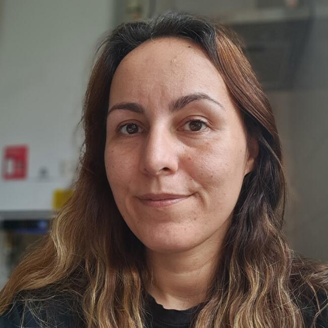 Babysitter in Caparica: Cláudia