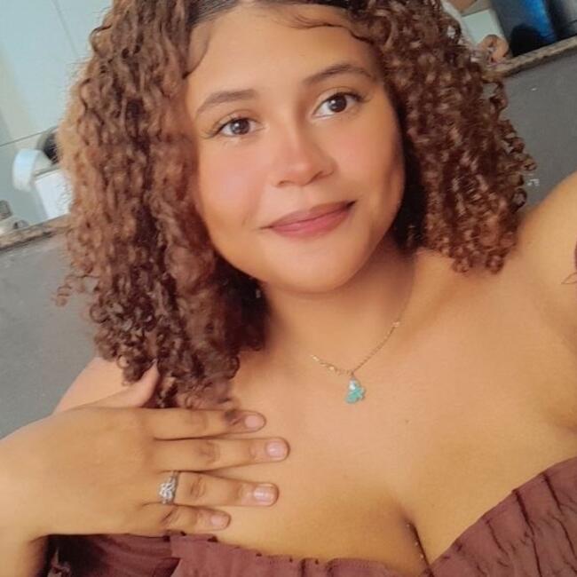 Babysitter in Salvador: Raquel