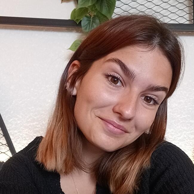 Babysitter in Le Boupère: Léa