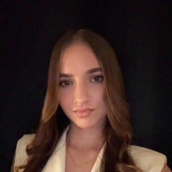 Babysitter in Vichy: Justine