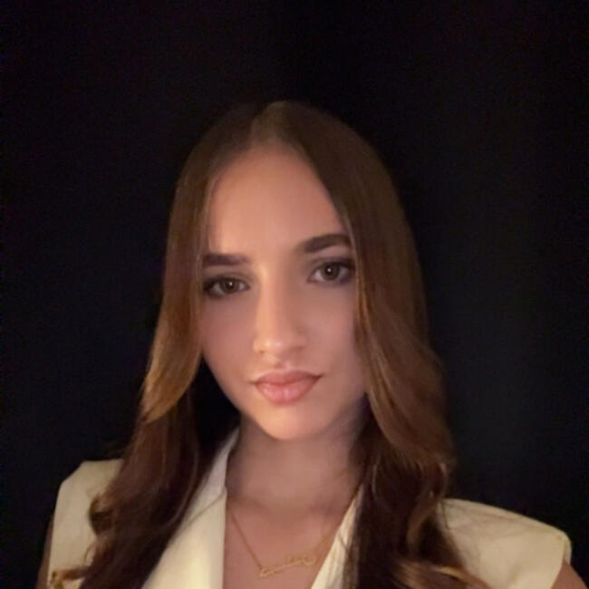 Babysitter in Vichy: Justine