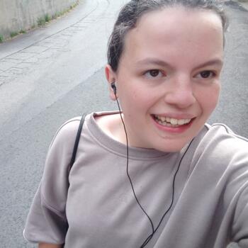 Canguro en Vilagarcía de Arousa: Sara