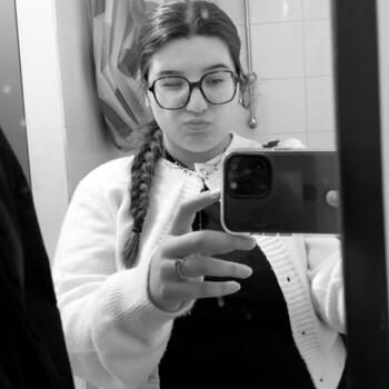 Babysitter in La Roche-sur-Yon: Lindsay