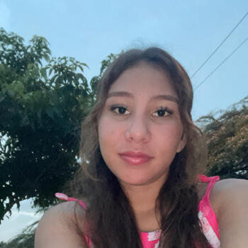 Babysitter in Canto del Llano: Fatima abrego
