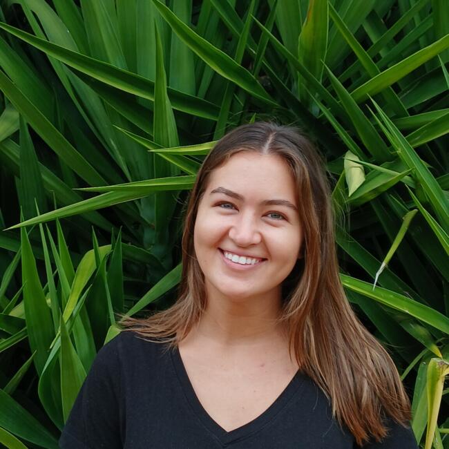 Babysitter in Adelaide: Angela