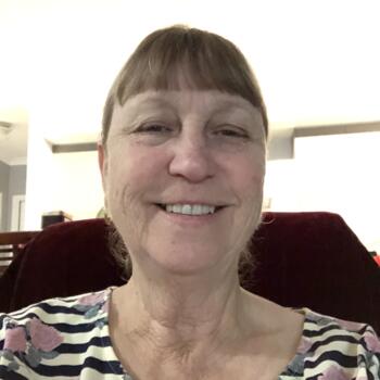 Babysitter Gold Coast: Shirley