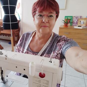 Babysitter in Szécsény: Eva