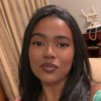 Babysitter in Brasília: Rosanna