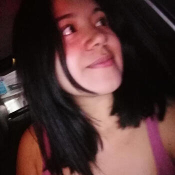 Babysitter in Pasto: Karen