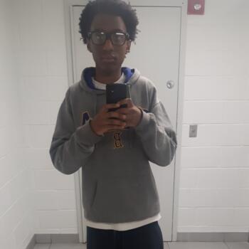 Babysitter in Ottawa: Mael